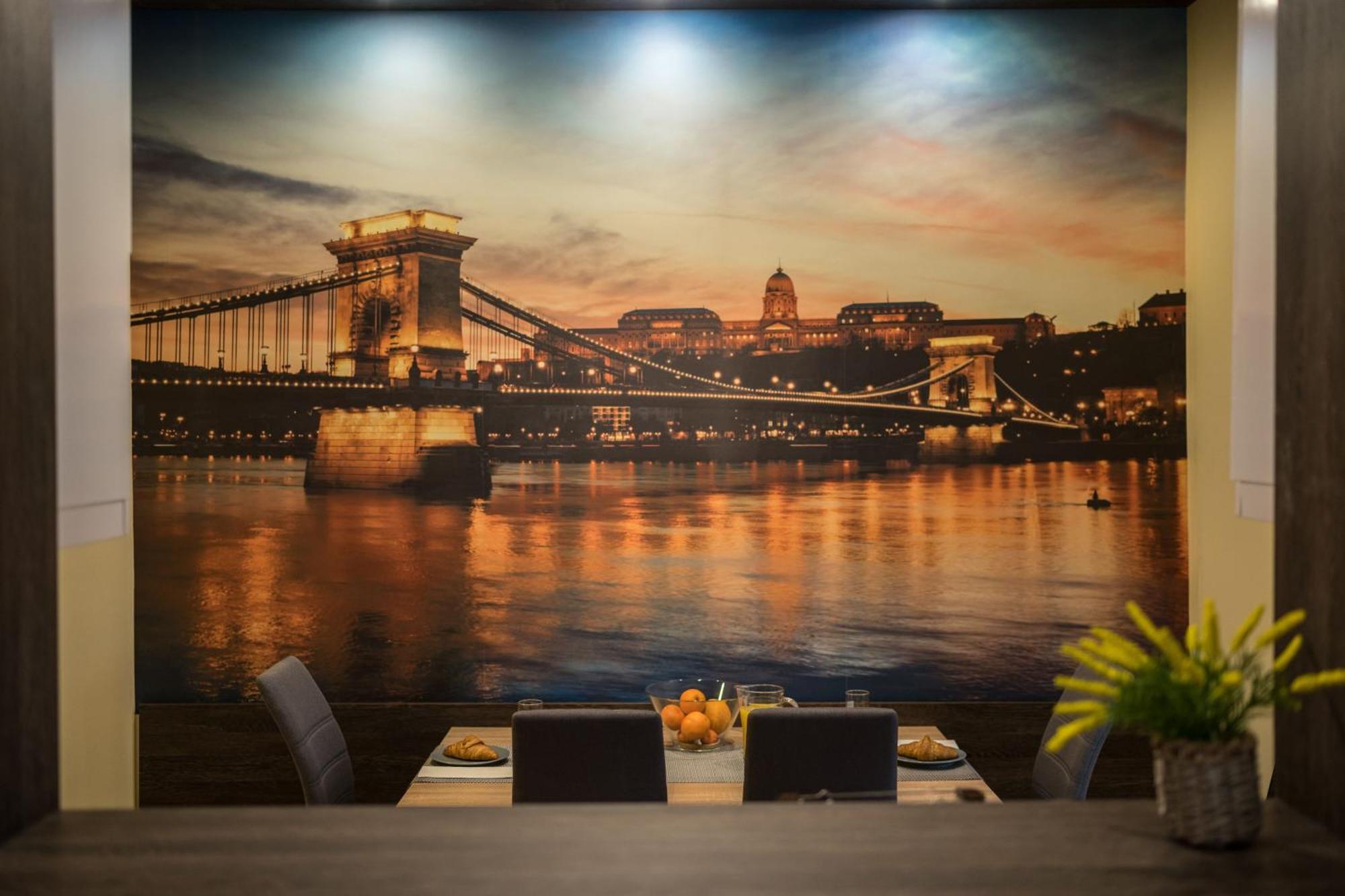 Exlcusive & City Central Located Suite By Prestige Homes Budapest Eksteriør bilde