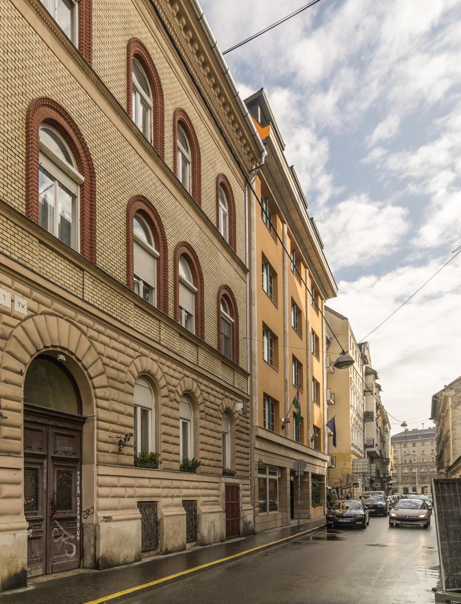 Exlcusive & City Central Located Suite By Prestige Homes Budapest Eksteriør bilde